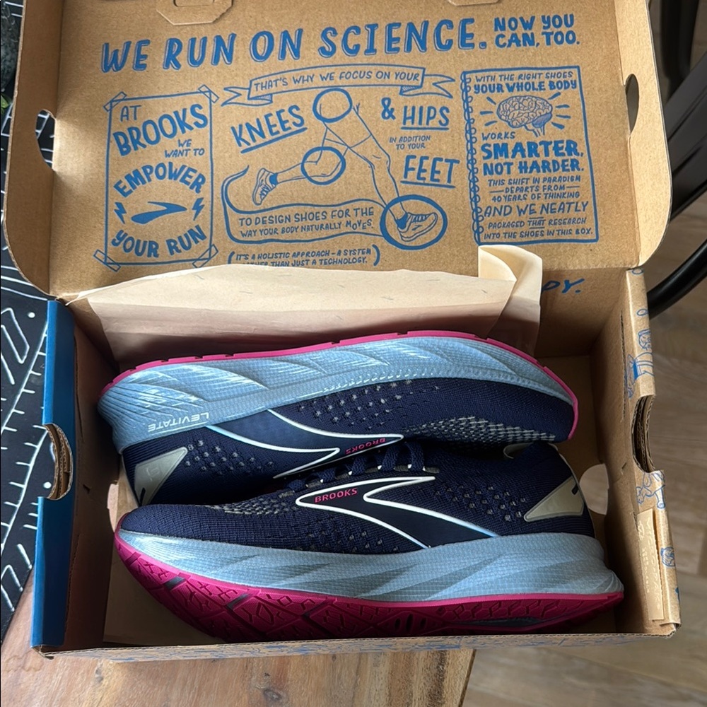 Brooks Running Shoes size 8